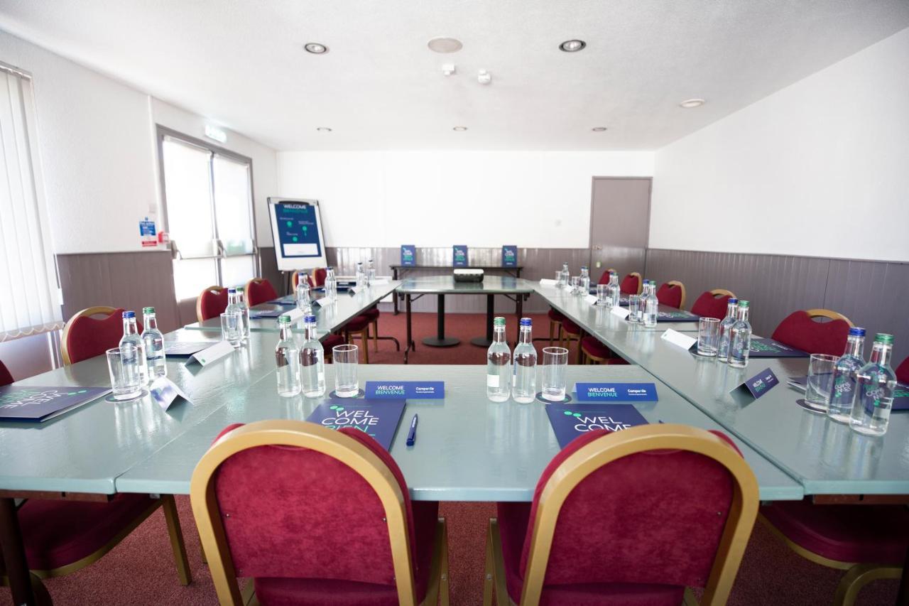 Campanile Hotel Донкастър Екстериор снимка