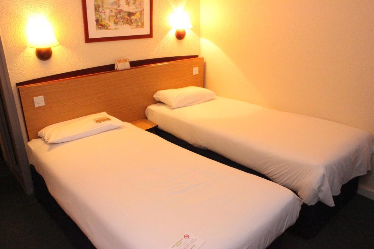 Campanile Hotel Донкастър Екстериор снимка
